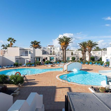 Homeforguest Apartamento 13 Con Terraza Y Piscina En קורלחו מראה חיצוני תמונה